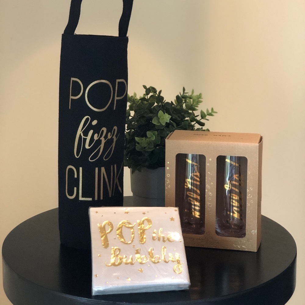 “Pop the bubbly” Champagne glass gift set